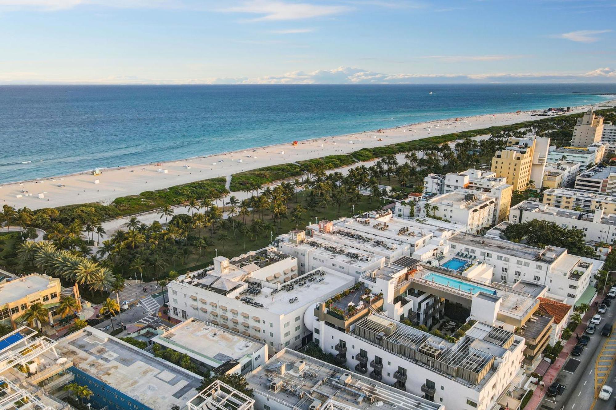 Ocean Drive Prime W/2 Queenbeds & Washer/dryer * Miami Beach