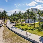 Ocean Drive Prime Apt W/2 Queenbeds & Washer/Dryer
